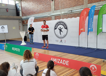 Cerca de 400 alunos tiveram uma aula especial com Emanuel Silva, Marcos Freitas e Rochele Nunes