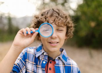 Jovens aprendem a valorizar a natureza durante o verão
