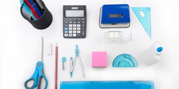 56% dos portugueses planeia fazer online compras de Regresso às Aulas