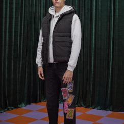 CUSTOM LAB da Bershka em parceria com ilustrador alemão