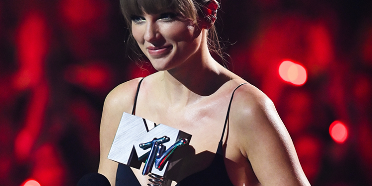 Taylor Swift é a grande vencedora dos MTV EMAs 2022