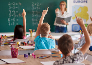 Avança requalificação das escolas 2/3 D. Dinis e secundária Afonso Lopes Vieira  