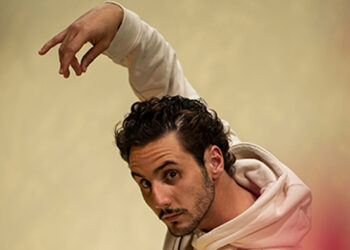 Carlos Coutinho Vilhena esgota sete espetáculos e anuncia datas e sessões extra