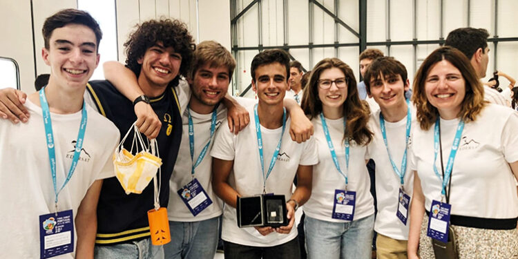 De Mafra para a European CanSat Competition: Escola Secundária José Saramago vence 10ª edição do CanSat Portugal
