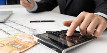 Fundação Santander promove Semana de Literacia Financeira para crianças e jovens