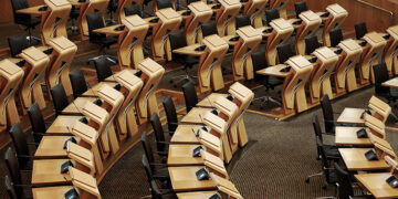 ASPEA promove aproximação de jovens a deputados numa audiência conjunta