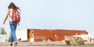 Porque é olhos nos olhos que a UA gosta de dizer quem é