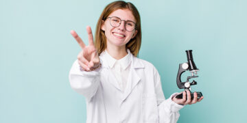 Fundação da Juventude e Ciência Viva lançam Concurso Nacional para Jovens Cientistas e Investigadores 2024