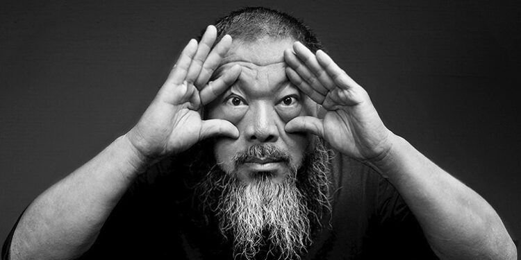 Ai Weiwei exibe cerâmicas inspiradas na liberdade de expressão (em Lisboa)