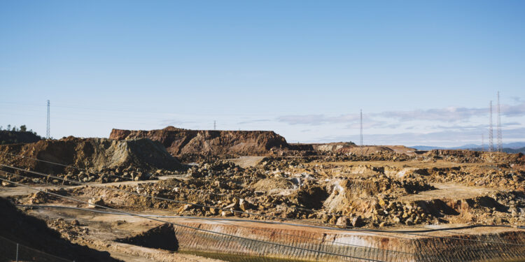 Engenharia de Recursos Minerais e Energéticos? Indústria financia propinas a recém-matriculados no Instituto Superior Técnico