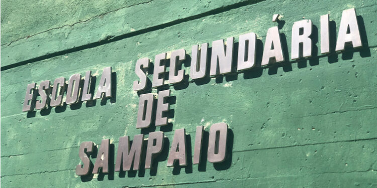 ADN Escolas: Escola Secundária de Sampaio