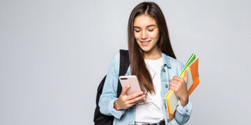 "História Militar e Juventude" desafia-te a adquirir conhecimento (sobre Democracia)