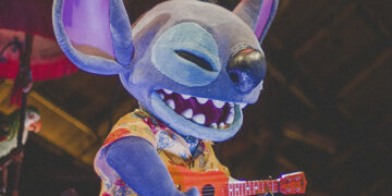 Almada recebe experiência temática (e interativa) de "Lilo e Stitch"