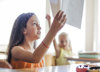 CLIP — Oporto International School oferece programa (inovador) de estágios!