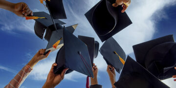 Profissional vs. Superior: As condições de acesso!