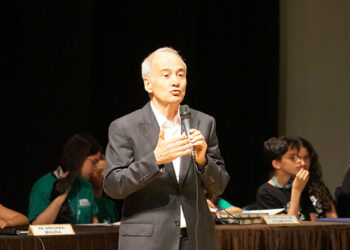 Agrupamento de Escolas Arqueólogo Mário Cardoso vence "Eco Parlamento"