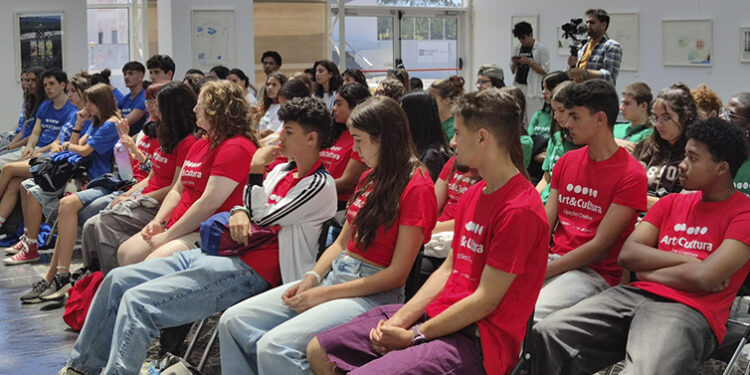 Politécnico de Leiria leva "Art&Cultura" (a 50 jovens)