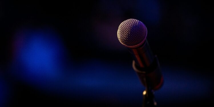 O humor tomou conta da Póvoa de Varzim (com Joana Gama e António Raminhos)