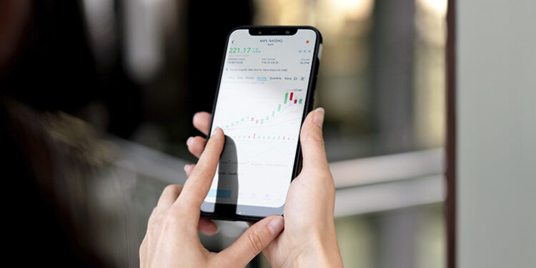 A nova app "Finanças Quiz" promove competências (a estudantes do Ensino Secundário)