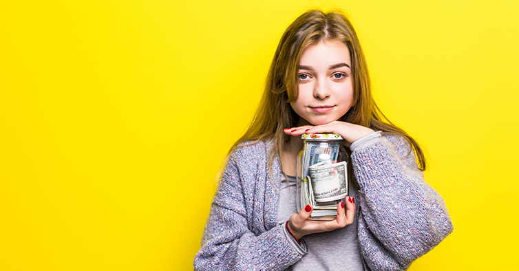 Escola Secundária Dr. Francisco Fernandes Lopes promove Literacia Financeira e Poupança