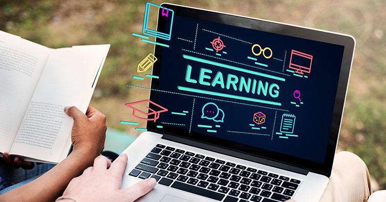 "Flipped" (re)define a formação digital